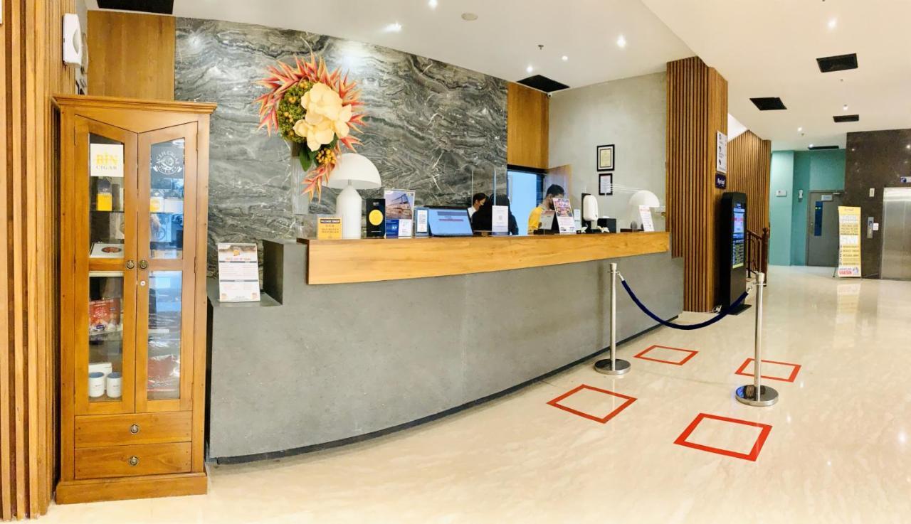 Kyriad Hotel Muraya Aceh Banda Aceh Kültér fotó