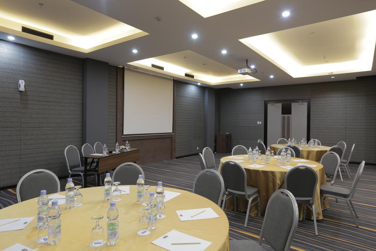 Kyriad Hotel Muraya Aceh Banda Aceh Kültér fotó