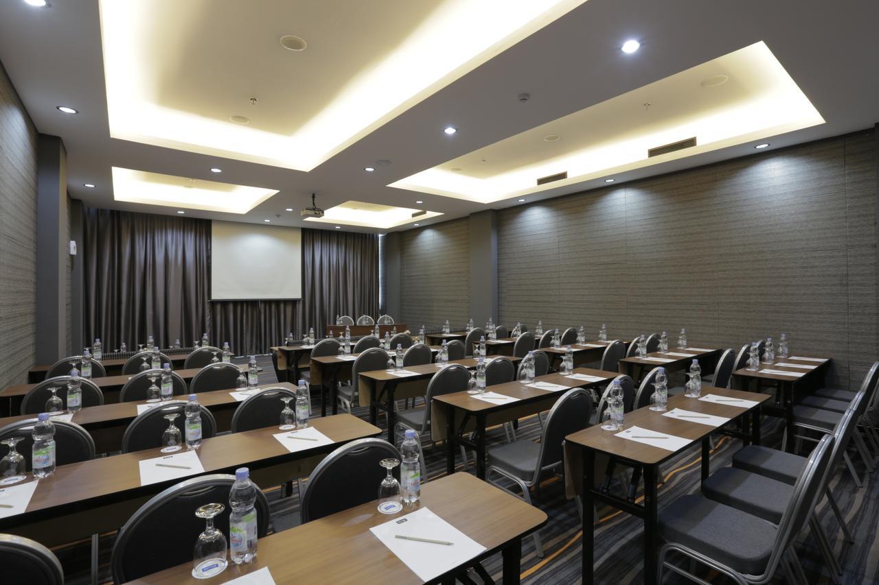 Kyriad Hotel Muraya Aceh Banda Aceh Kültér fotó