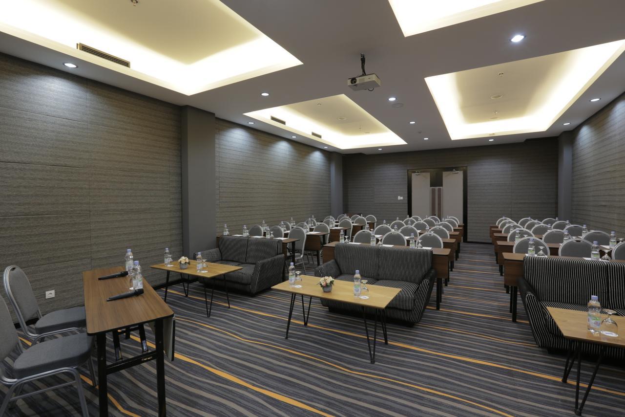 Kyriad Hotel Muraya Aceh Banda Aceh Kültér fotó
