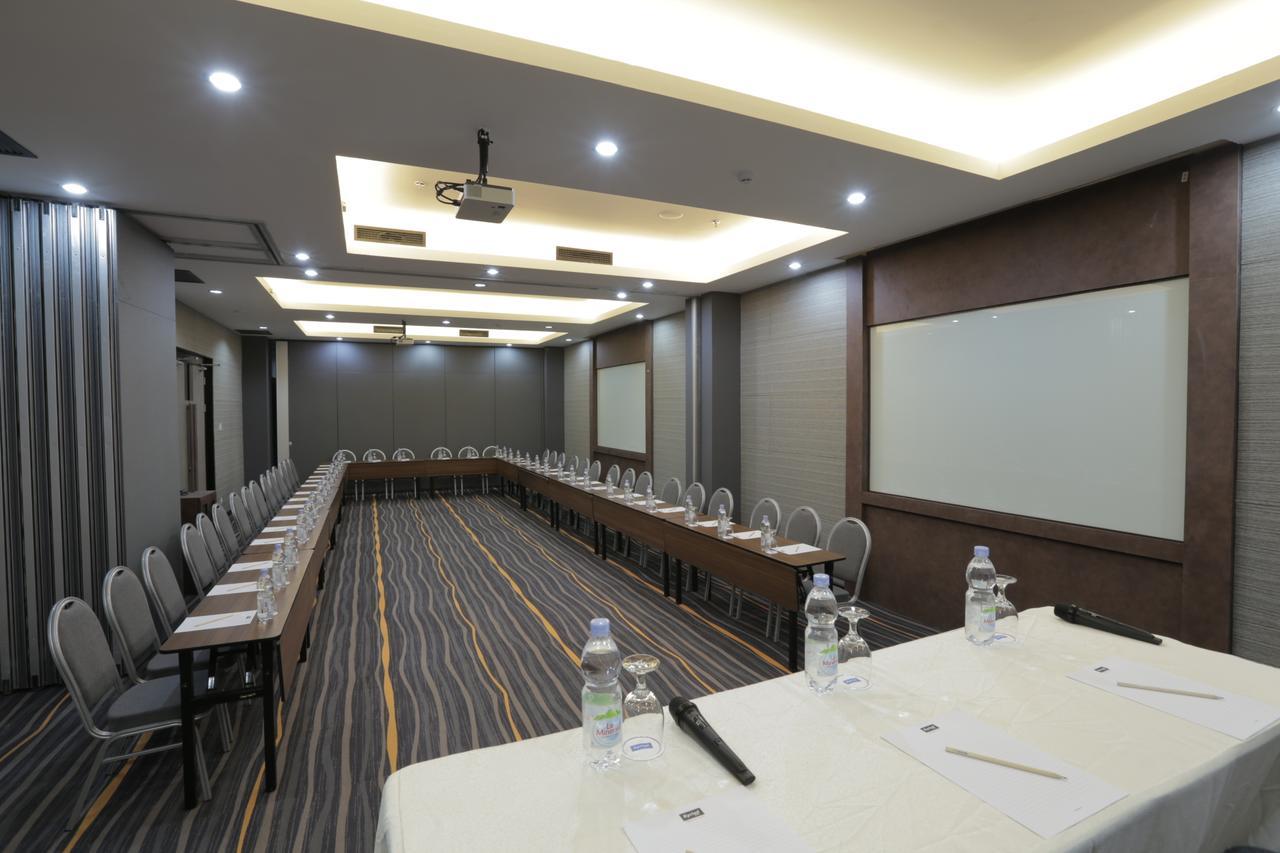 Kyriad Hotel Muraya Aceh Banda Aceh Kültér fotó